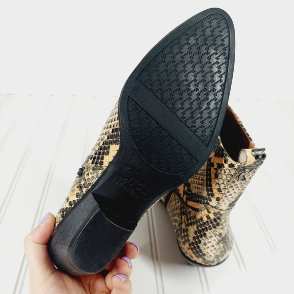 NEW Circus by Sam Edelman Garth Faux-Leather Western Ankle Booties C432 - Picture 14 of 16